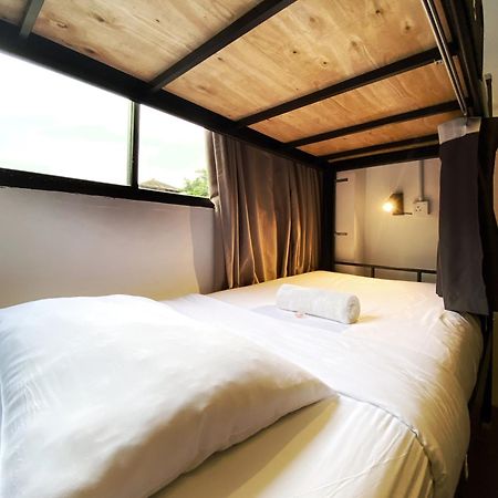 Pine Armenian Hostel George Town Ngoại thất bức ảnh