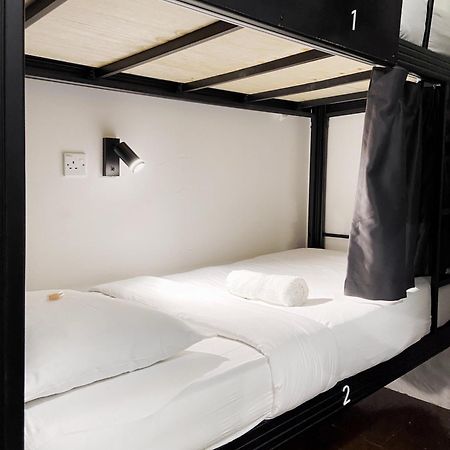 Pine Armenian Hostel George Town Ngoại thất bức ảnh