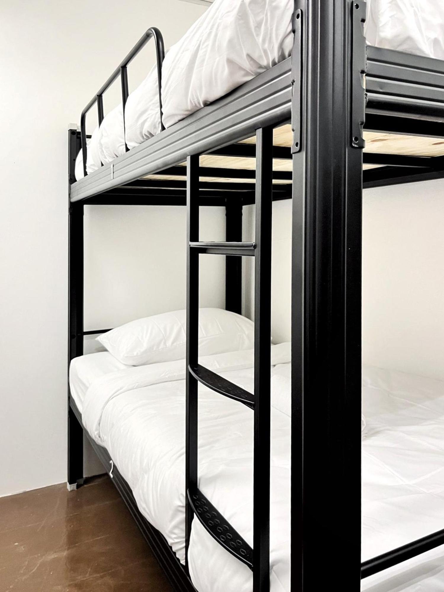 Pine Armenian Hostel George Town Ngoại thất bức ảnh
