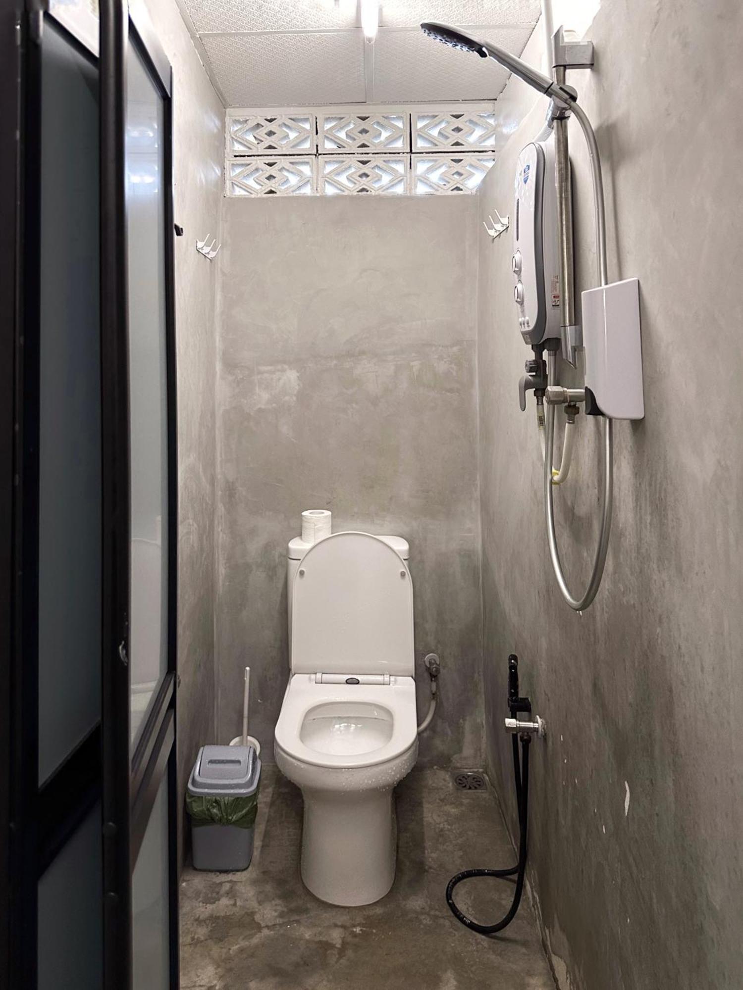 Pine Armenian Hostel George Town Ngoại thất bức ảnh